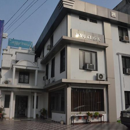 Hotel Royal Classic Bareilly Exteriér fotografie